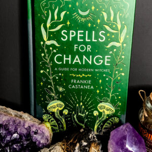 Spell for Change - A Guide for Modern Witches The Inspirational Studio 