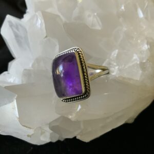 Sterling Silver AMETHYST ring – Size 8 - The Inspirational Studio