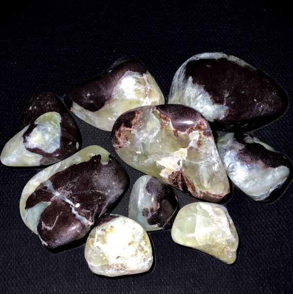 Prehnite – Tumbled (each) - The Inspirational Studio 