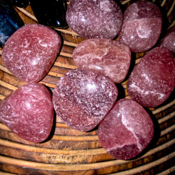 Strawberry QUARTZ Tumbled – Each - The Inspirational Studio 