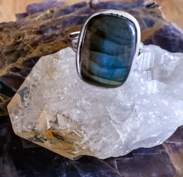 ‘Handmade’ Sterling Silver Labradorite Ring – size 8.5 rectangle rounded - The Inspirational Studio